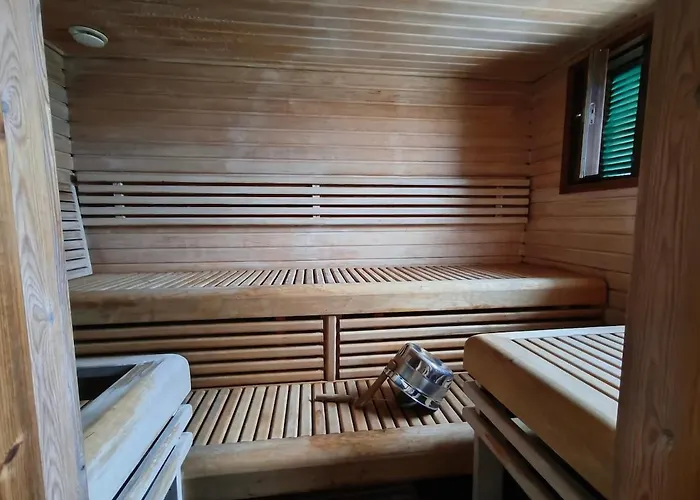 וילה Villa Tolonen *